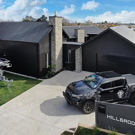 Hillbrook - A Luxurious Guesthouse Ohauiti Luaran gambar