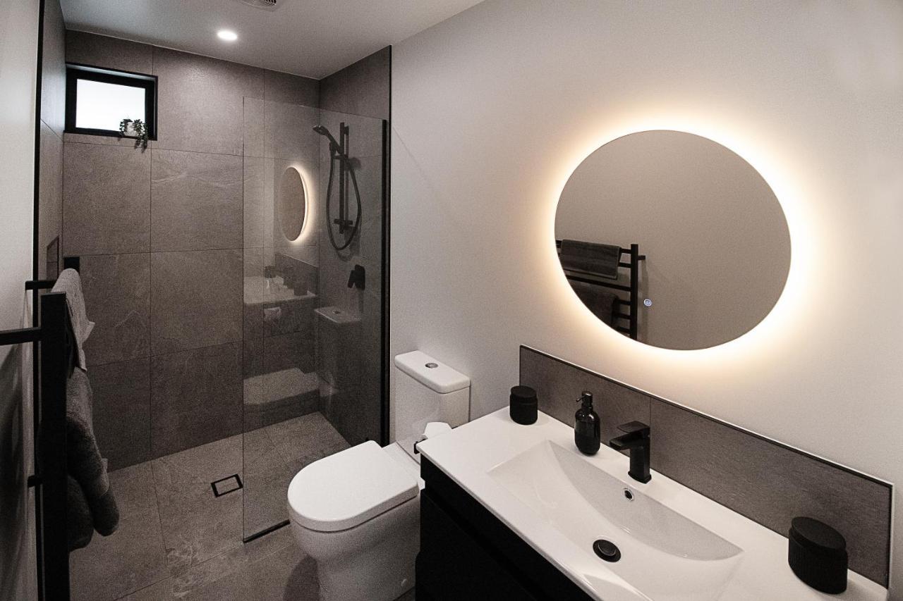 Hillbrook - A Luxurious Guesthouse Ohauiti Luaran gambar